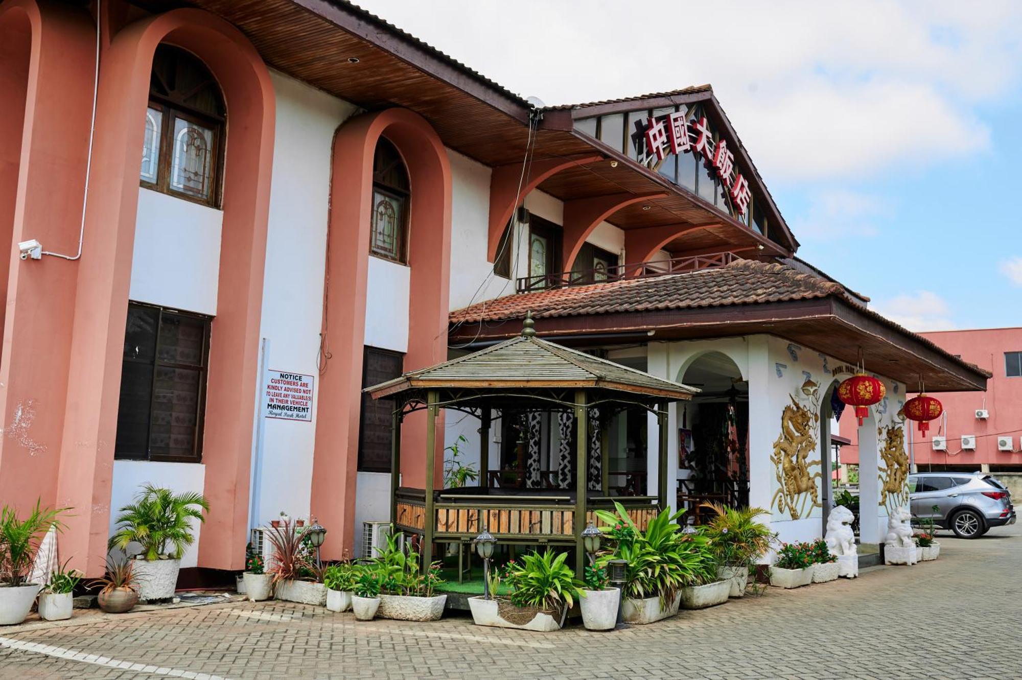 Royal Park Hotel And Chinese Restaurant Kumasi Exterior foto